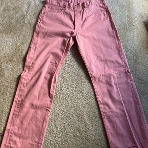 Pink Levi’s pants